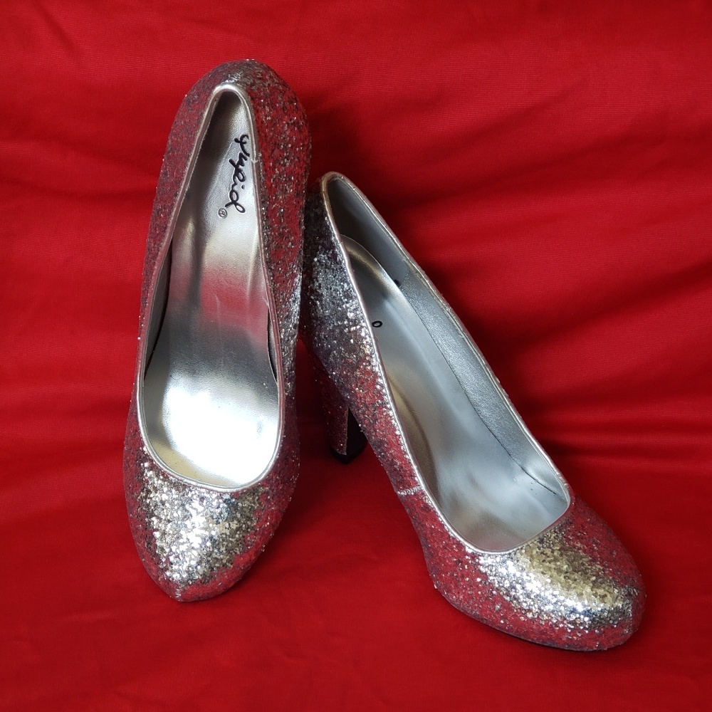 Qupid Sequined high heels